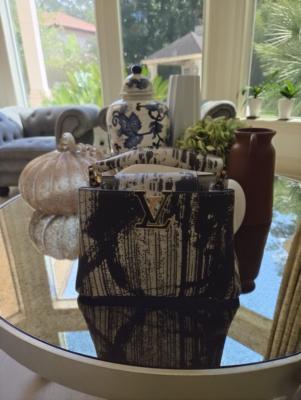 Lo uis Vuitton Black and White Drip-Print Mini Top-Handle Bag